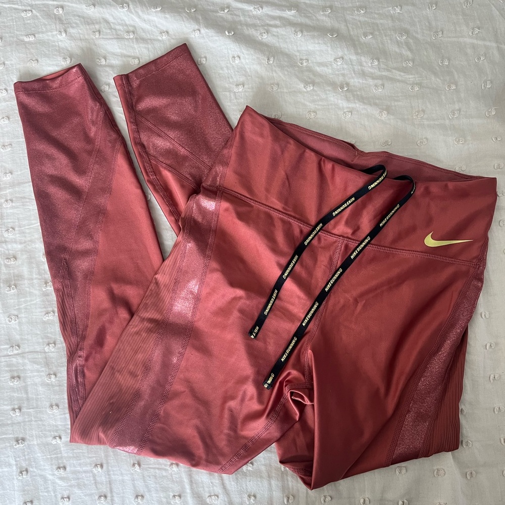 Nike Shiny Leggings